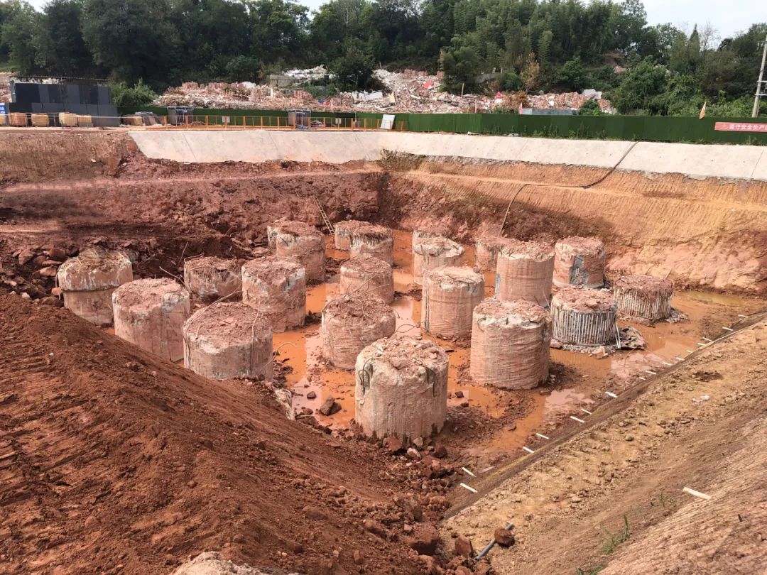 超级“桩”备实力亮剑！米兰网址智能携手武汉乐成建设攻克燕矶长江大桥复杂地层施工难题