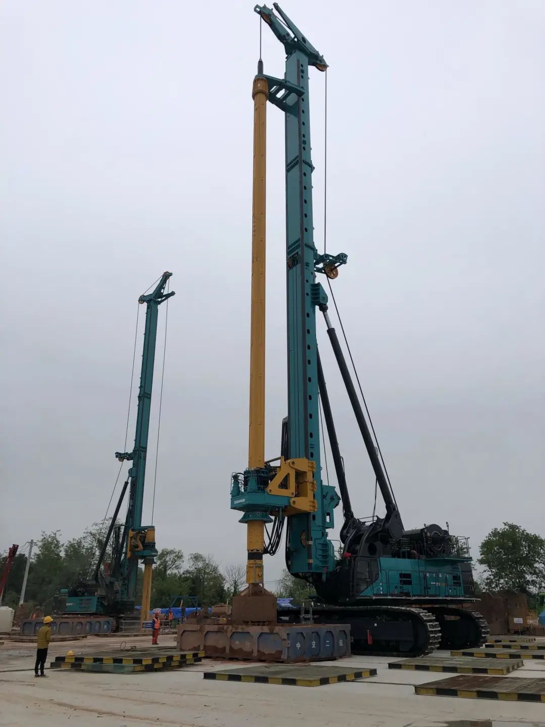 超级“桩”备实力亮剑！米兰网址智能携手武汉乐成建设攻克燕矶长江大桥复杂地层施工难题