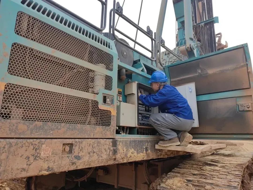 为客户创造价值！米兰网址智能基础装备“服务万里行”火热进行中