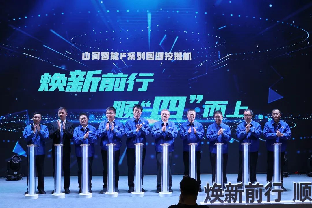 助力“双碳”目标!米兰网址智能集中发布F系列国四挖掘机