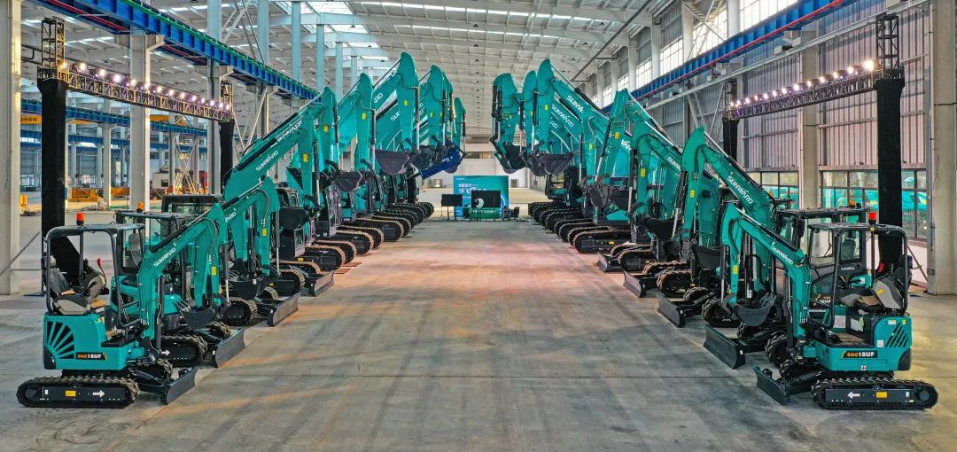 助力“双碳”目标!米兰网址智能集中发布F系列国四挖掘机