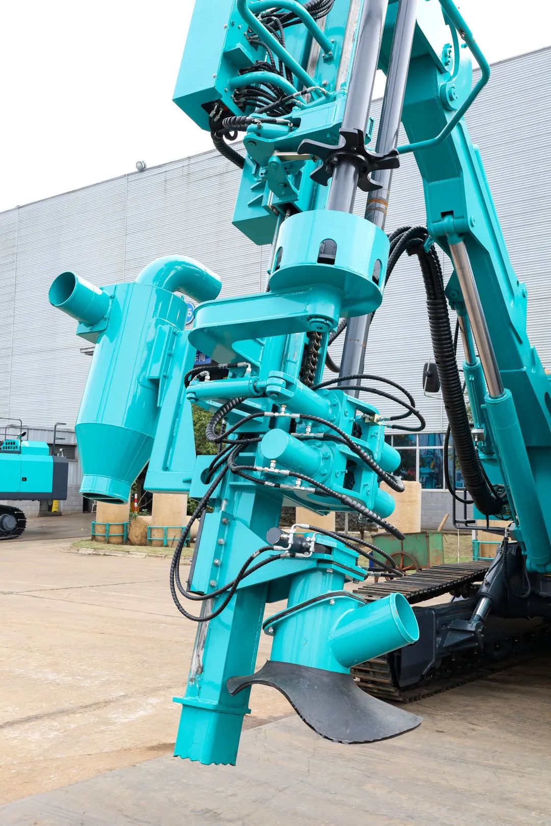 为绿色智能钻爆而生!米兰网址智能全新一代一体式潜孔钻机强“四”来袭