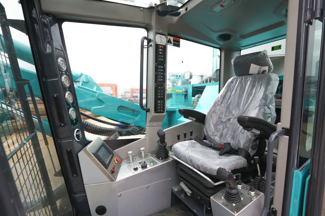 为绿色智能钻爆而生!米兰网址智能全新一代一体式潜孔钻机强“四”来袭