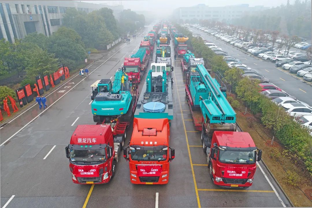 新局新篇，宏兔启航！米兰网址智能超200台套设备集中发货