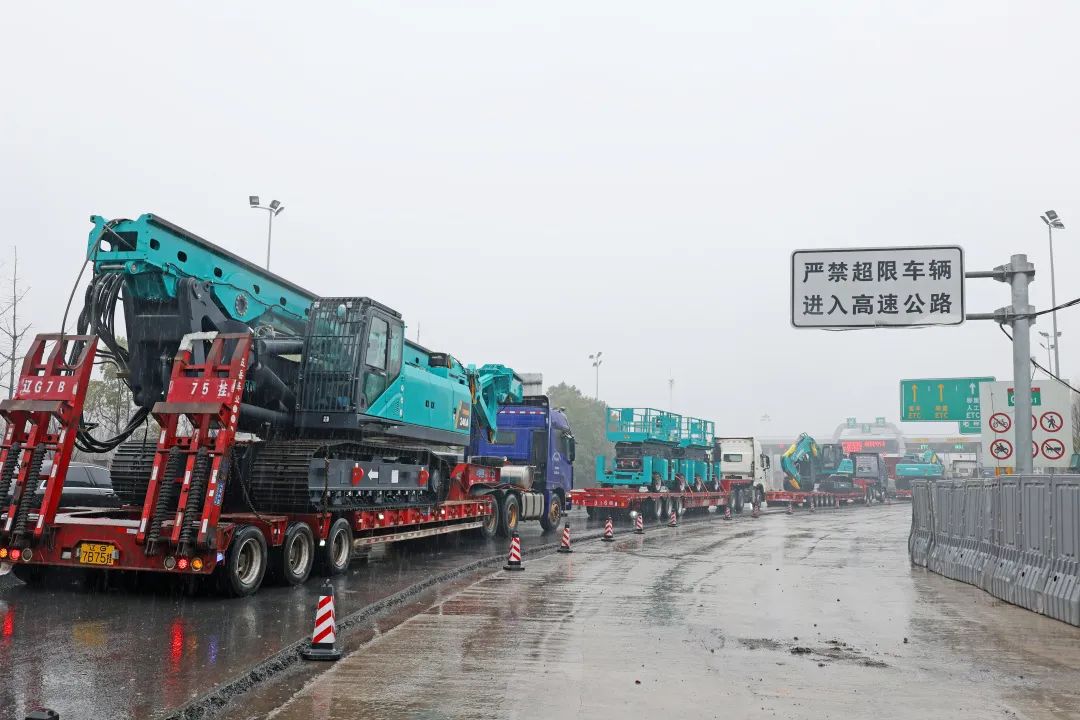 新局新篇，宏兔启航！米兰网址智能超200台套设备集中发货