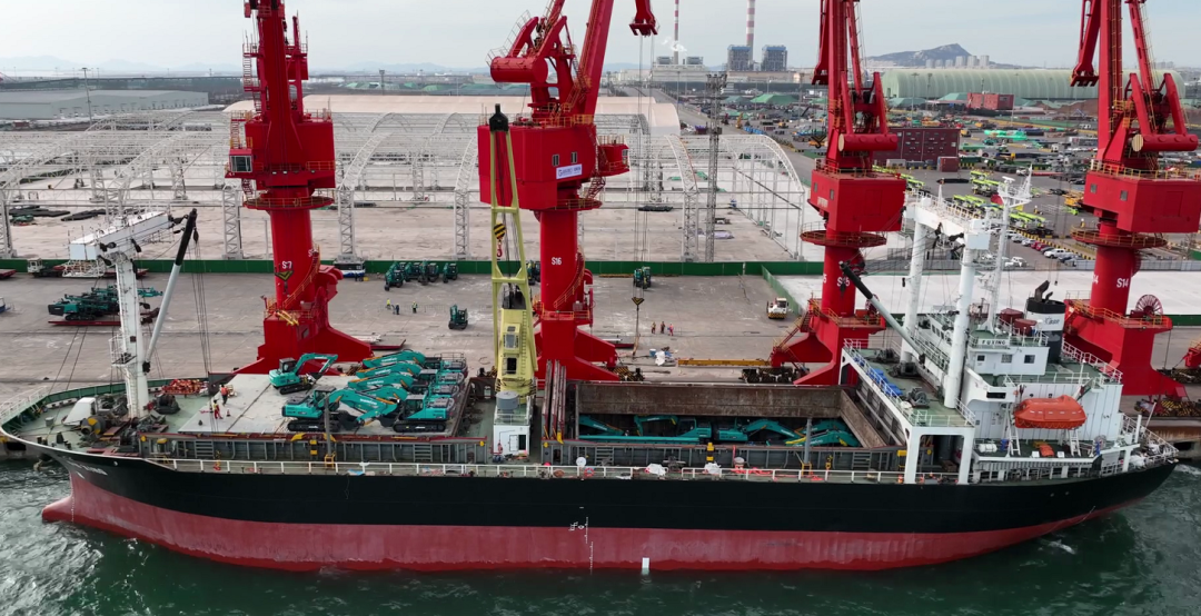 亿元设备“包船”出海！米兰网址智能国际市场迎来开门红