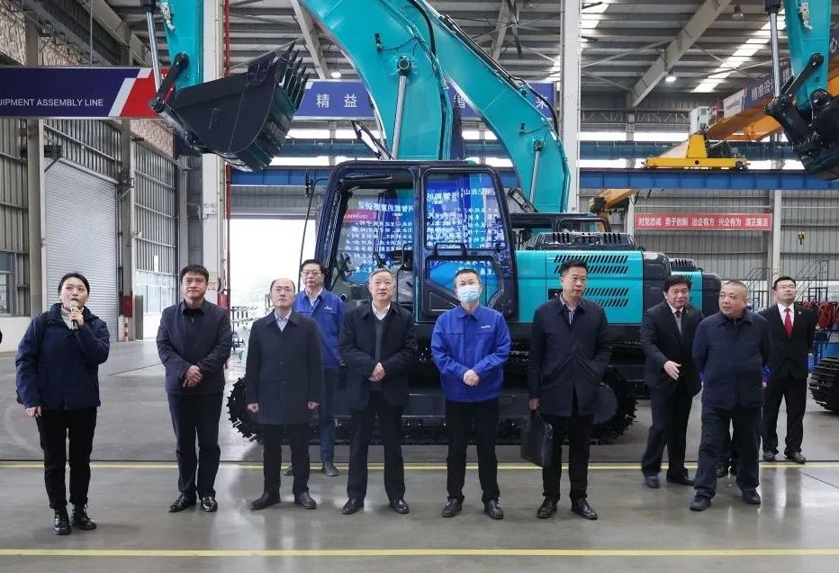 省高院副院长郭正怀调研米兰网址智能