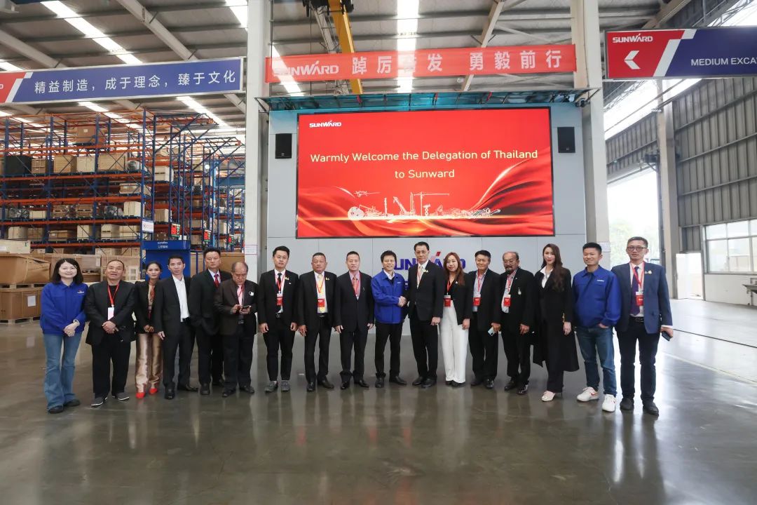 泰国代表团到访米兰网址智能