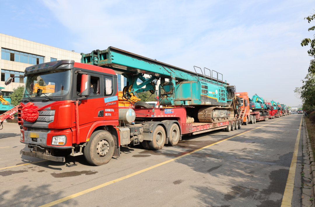 乘着自贸区改革的东风，米兰网址智能二手工程机械扬帆出海