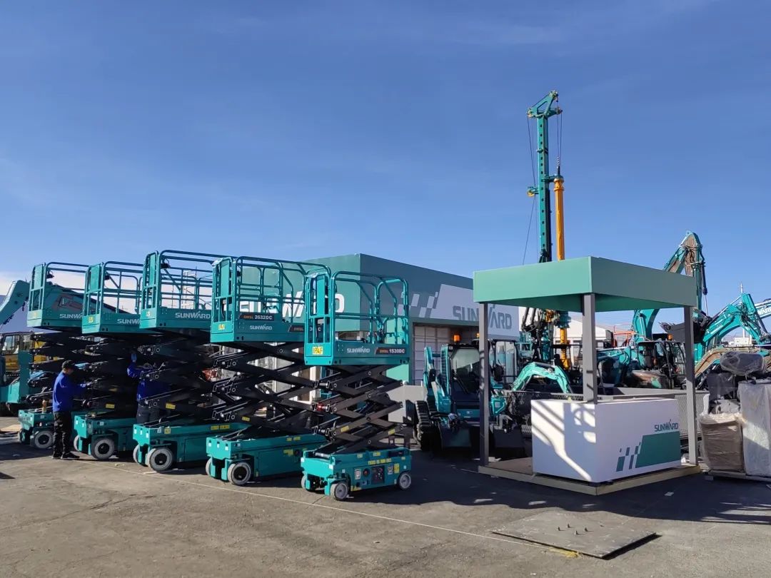 拉展直播 | 米兰网址智能高空精品亮相2023美国拉展，哪款是你的最爱？