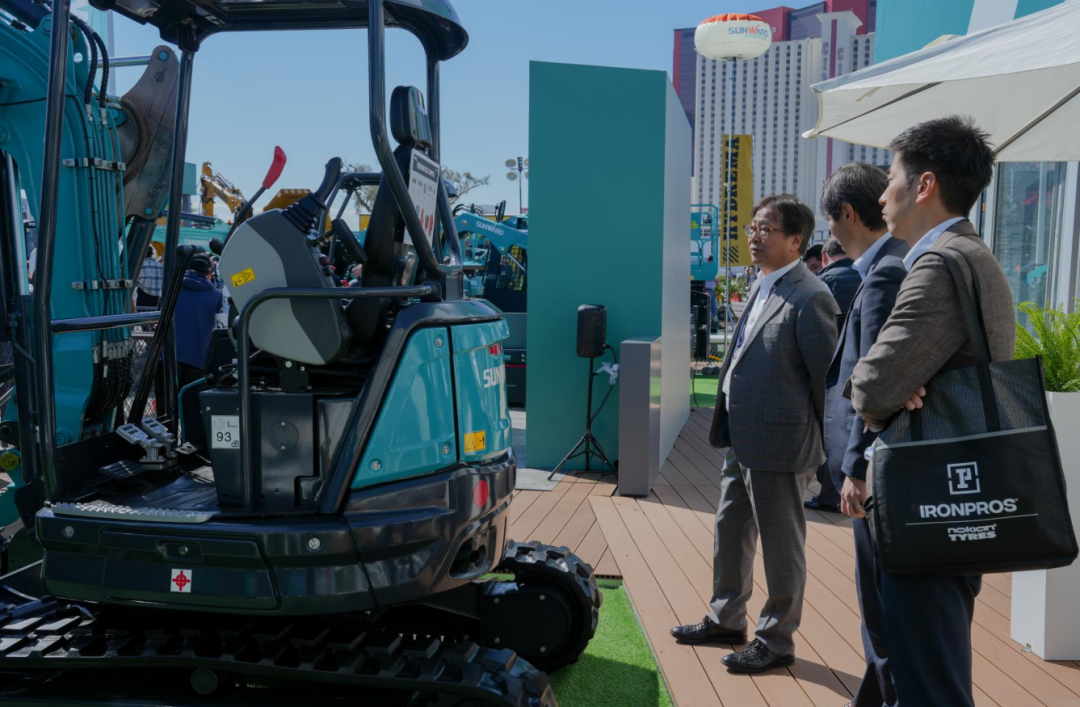 拉展直播 | 推动“中国制造”走向世界！米兰网址智能2023美国拉展圆满收官