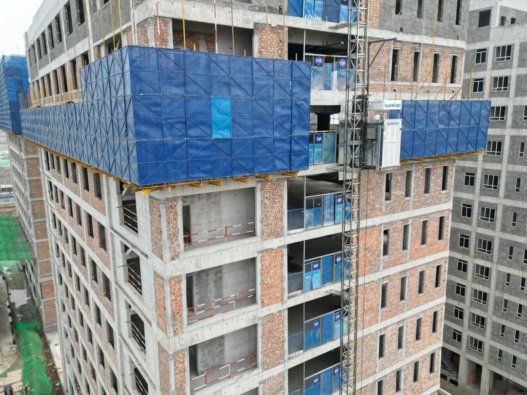 兴盛西北！米兰网址江麓建筑起重机械助建西安都市经济圈