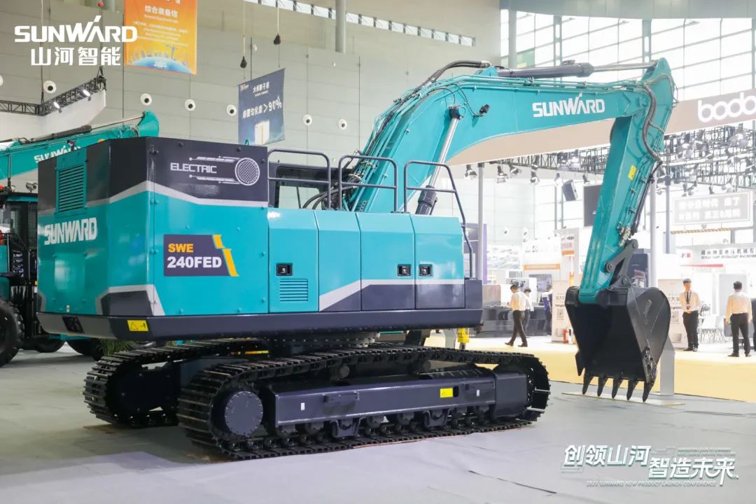 2023 CICEE | 米兰网址智能亮相2023长沙国际工程机械展!智能化、电动化产品站C位