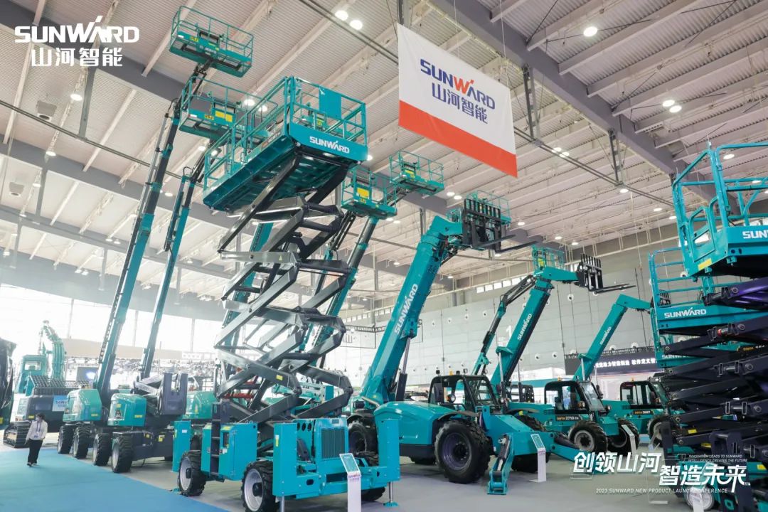 2023 CICEE | 米兰网址智能亮相2023长沙国际工程机械展!智能化、电动化产品站C位