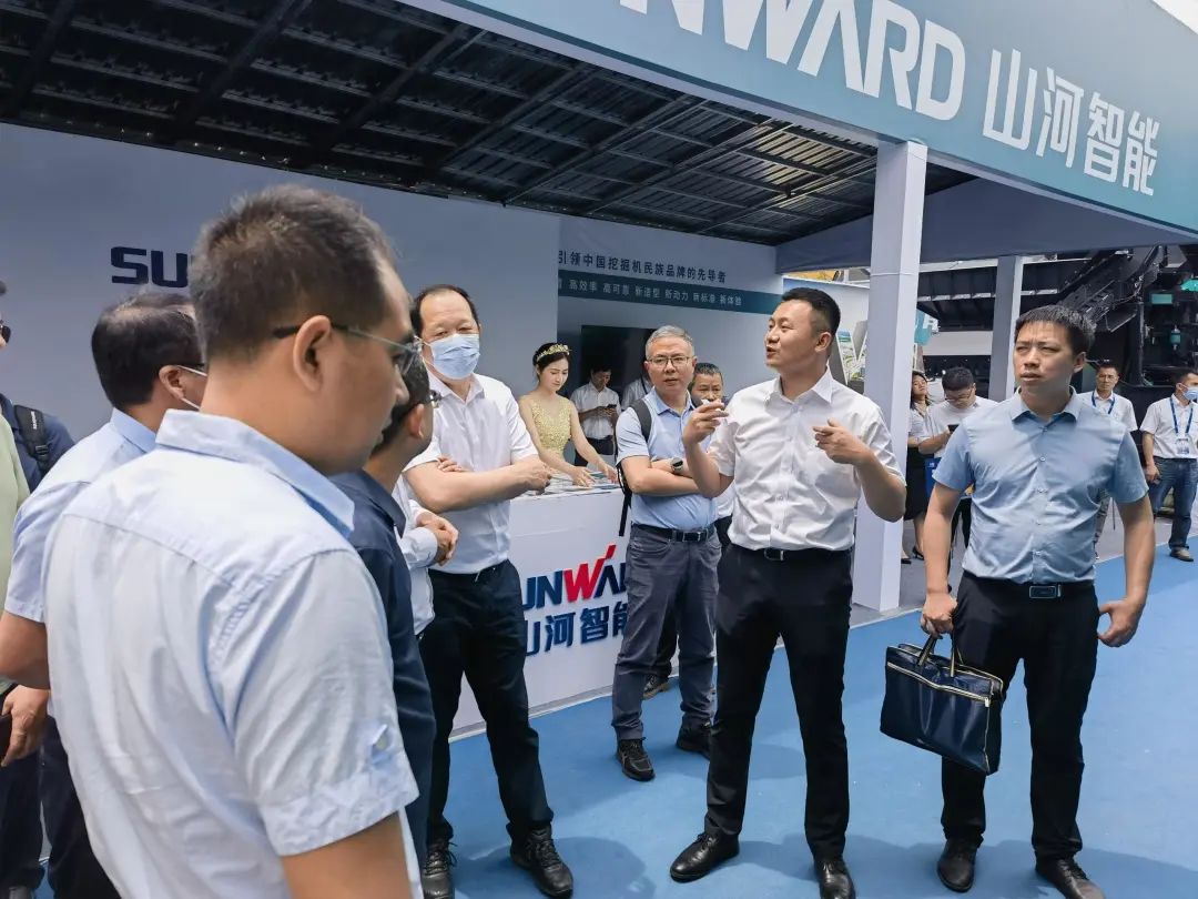 携手共建“一带一路”,米兰网址智能地下工程装备广受关注