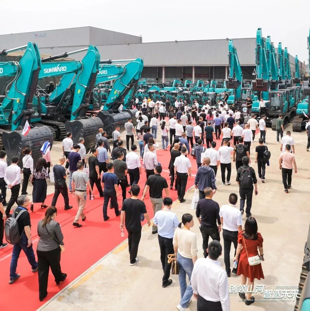 精品出击、互动不断!米兰网址智能F系列挖掘机闪耀长沙展