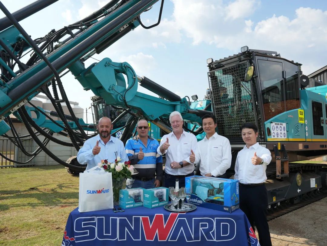 登陆南非,米兰网址智能新型凿岩利器交付客户