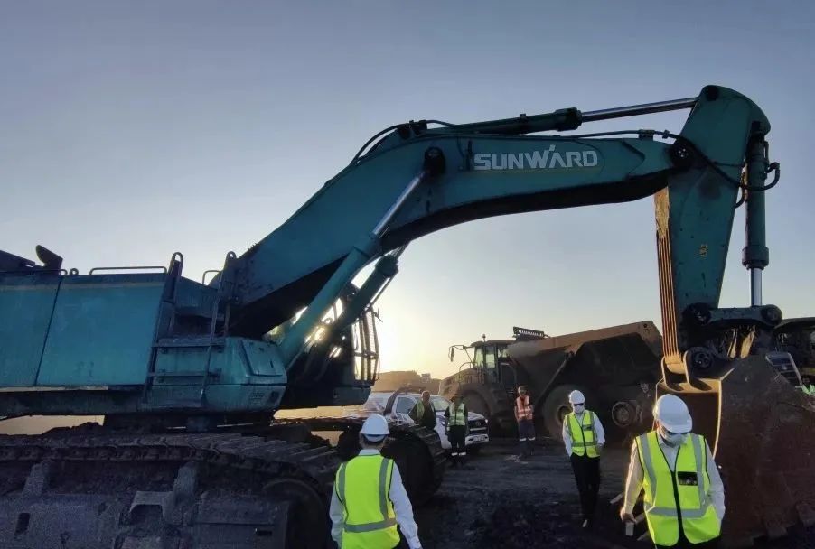 登陆南非,米兰网址智能新型凿岩利器交付客户