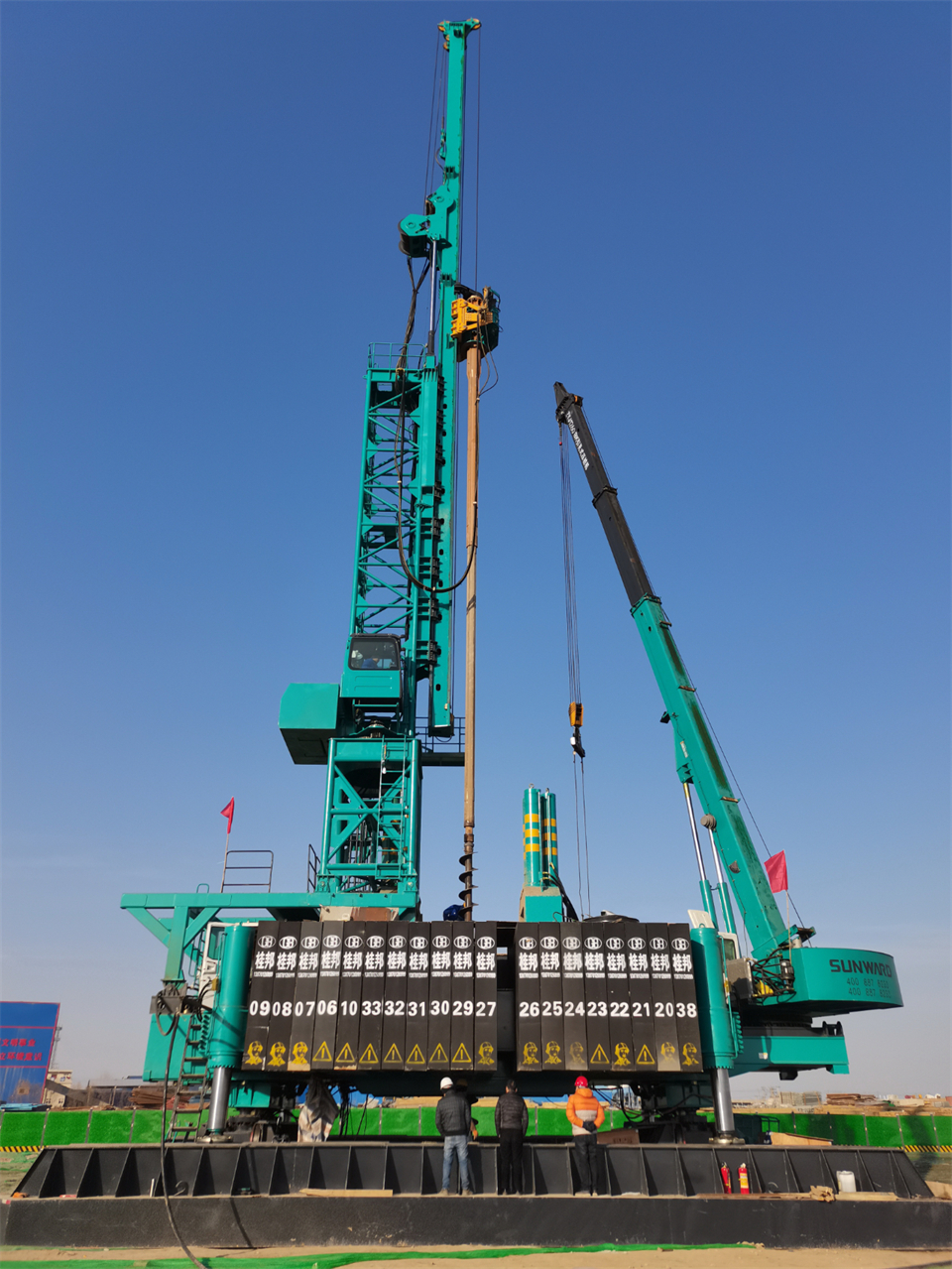 两项单冠,行业唯一!米兰网址智能两款桩工产品同获制造业单项冠军