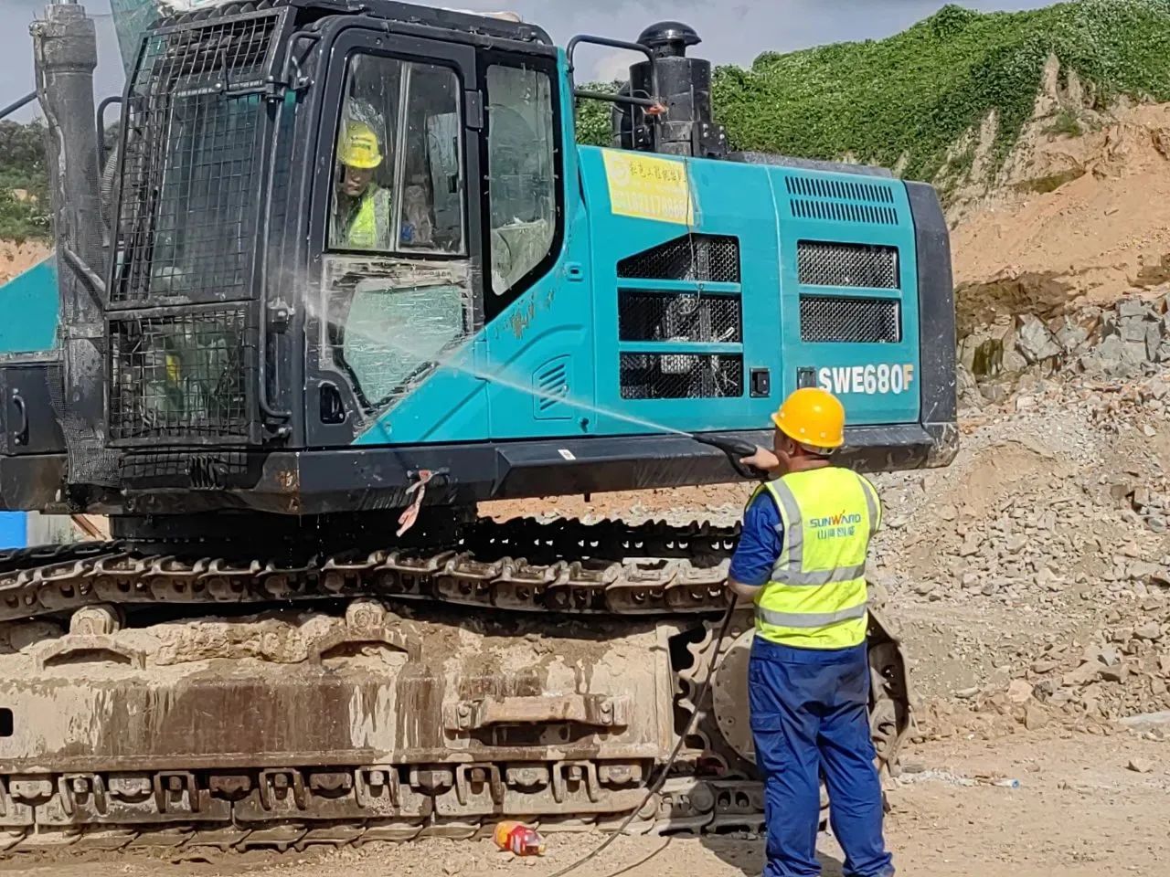 步履不停,服务不止!米兰网址智能挖掘机服务万里行火热进行中