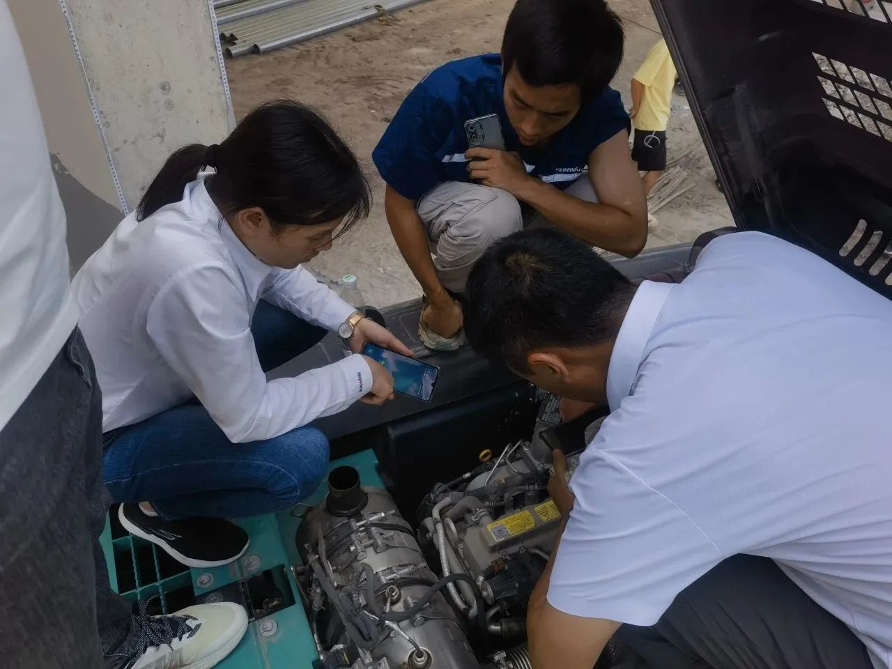 步履不停,服务不止!米兰网址智能挖掘机服务万里行火热进行中