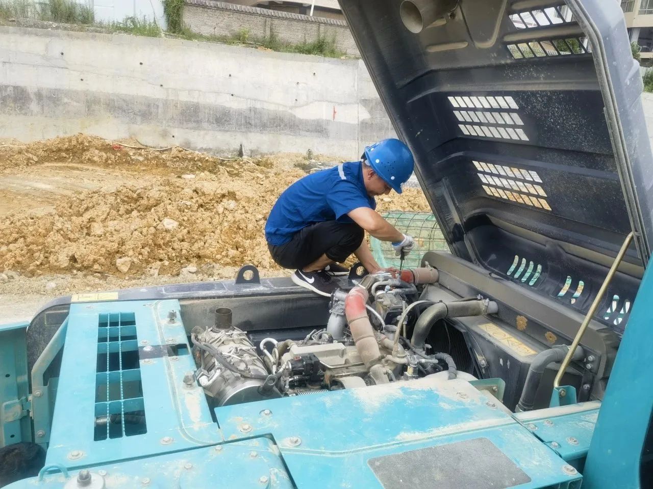 步履不停,服务不止!米兰网址智能挖掘机服务万里行火热进行中