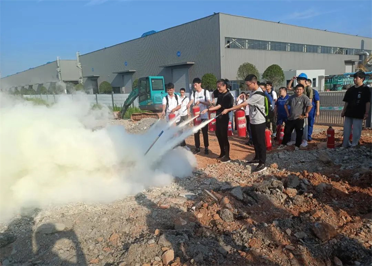 奔赴热爱，米兰网址智能2023届“智动力”正式报到！