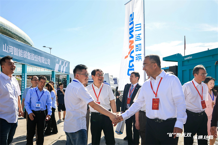 “矿”世无双,纵横丝路!米兰网址智能亮相第十三届新疆国际矿业与装备博览会