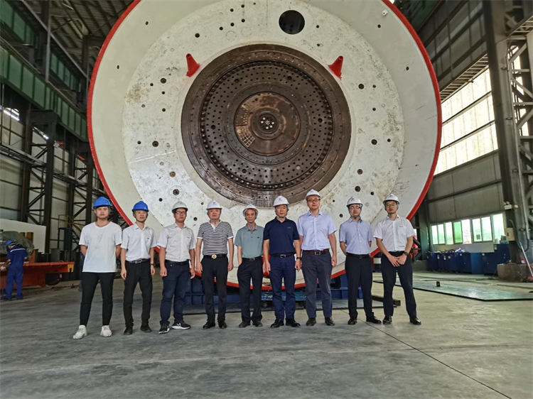 首战华东市场！中铁米兰网址杭德市域铁路工程地莫区间左线盾构机顺利始发