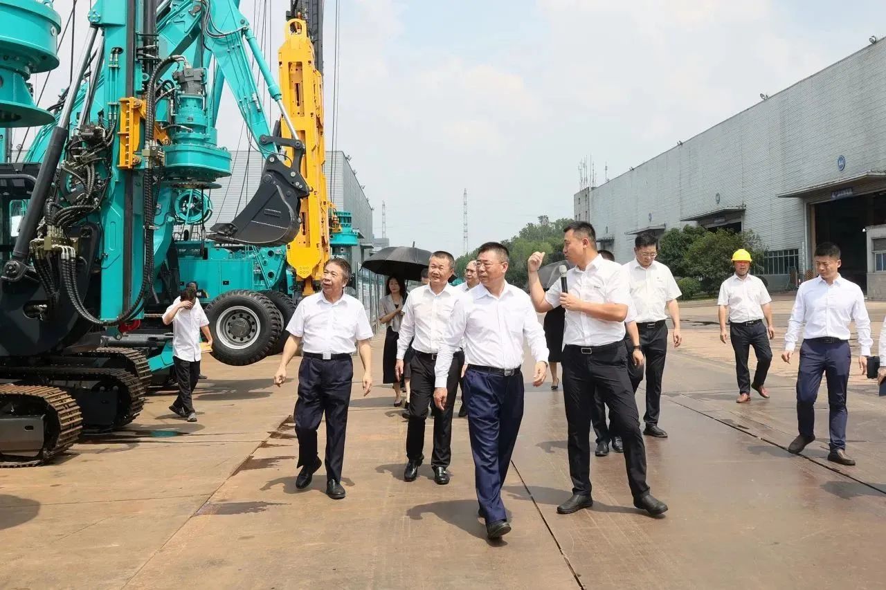 两家世界500强企业董事长同访米兰网址智能