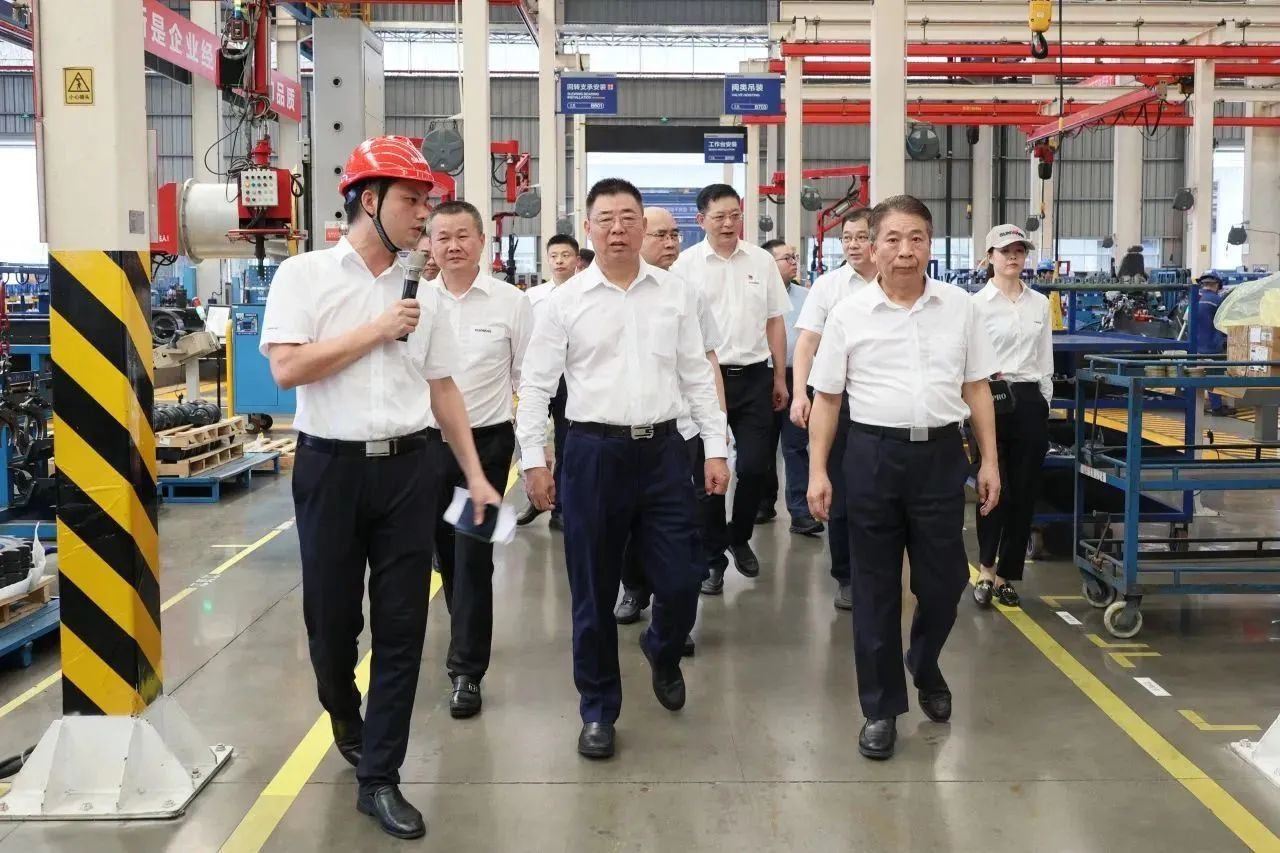 两家世界500强企业董事长同访米兰网址智能