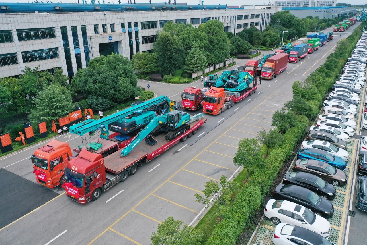 持续进军国际市场！米兰网址智能近百台设备集中发货