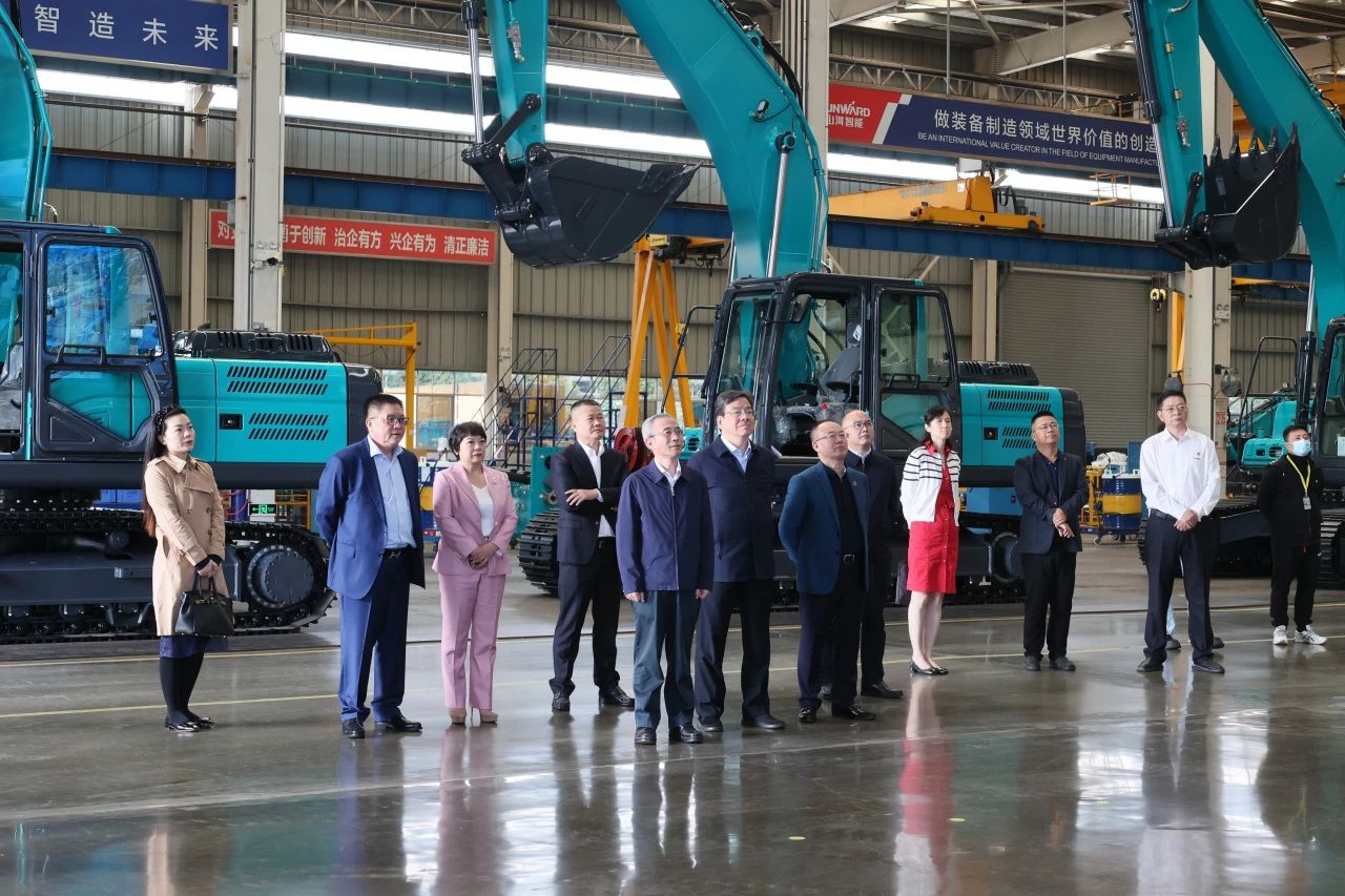 全国工商联副主席寿子琪调研米兰网址智能