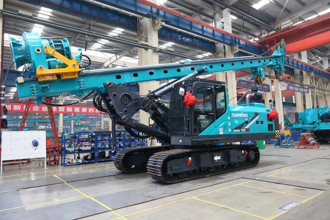 持续火热交付！米兰网址智能SWDM190JN旋挖钻机备受全国各地客户青睐