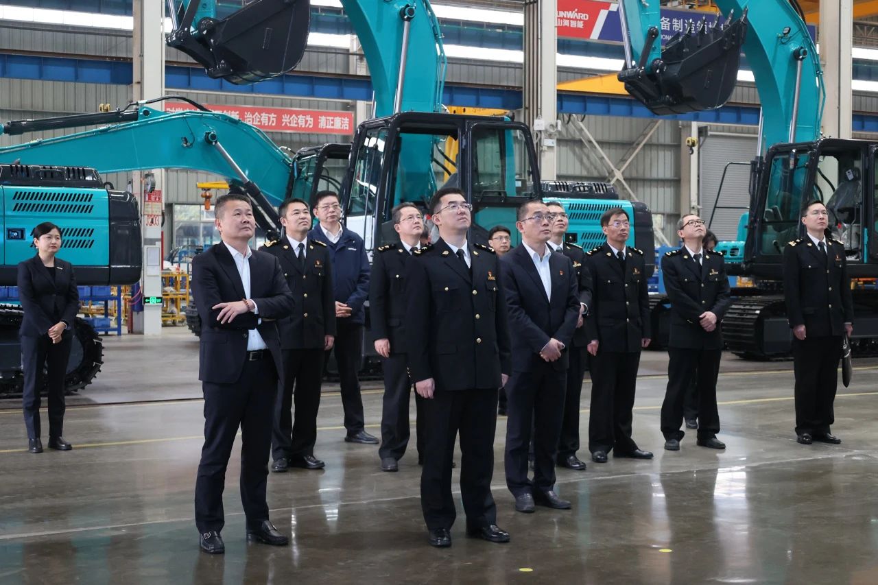 长沙海关党委书记、关长沈大为调研米兰网址智能