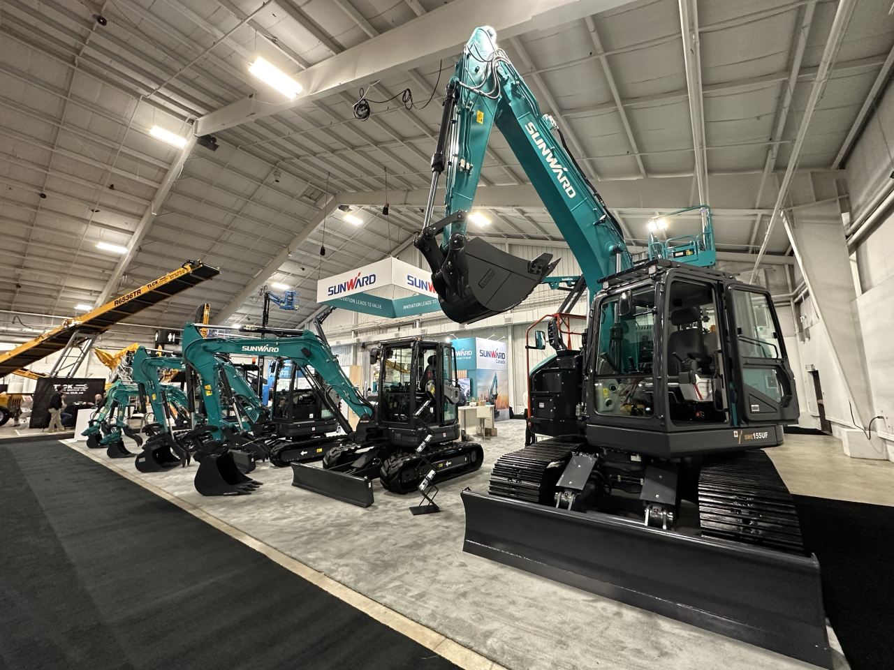 米兰网址智能亮相加拿大最大重型设备展