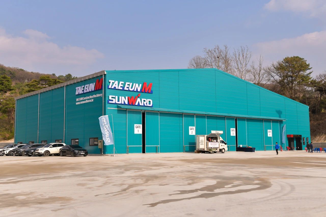 米兰网址韩国保障中心开业庆典暨“米兰网址杯”高尔夫球赛圆满举行