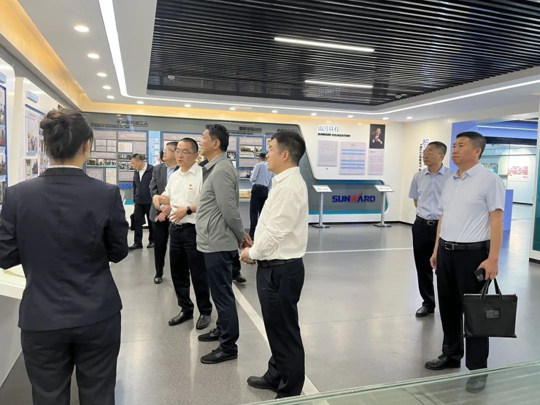 中煤平朔党委书记、董事长陈建一行调研米兰网址智能