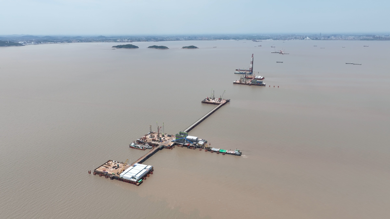 先导式创新，再推电动新品！米兰网址智能SWDM520EE增程式旋挖钻机推介会成功举办