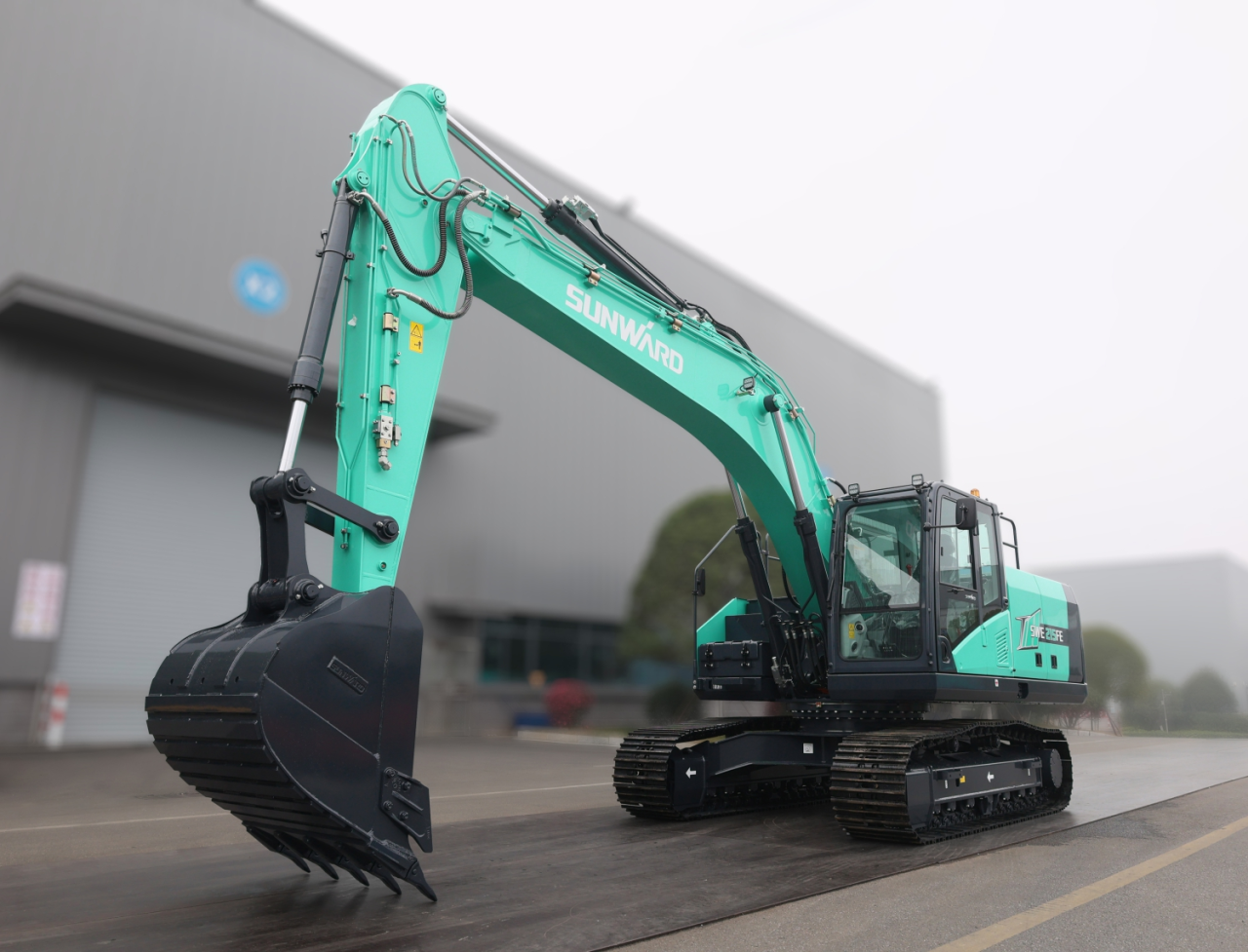 向新而行！米兰网址智能电动挖掘机线上推介会成功举办