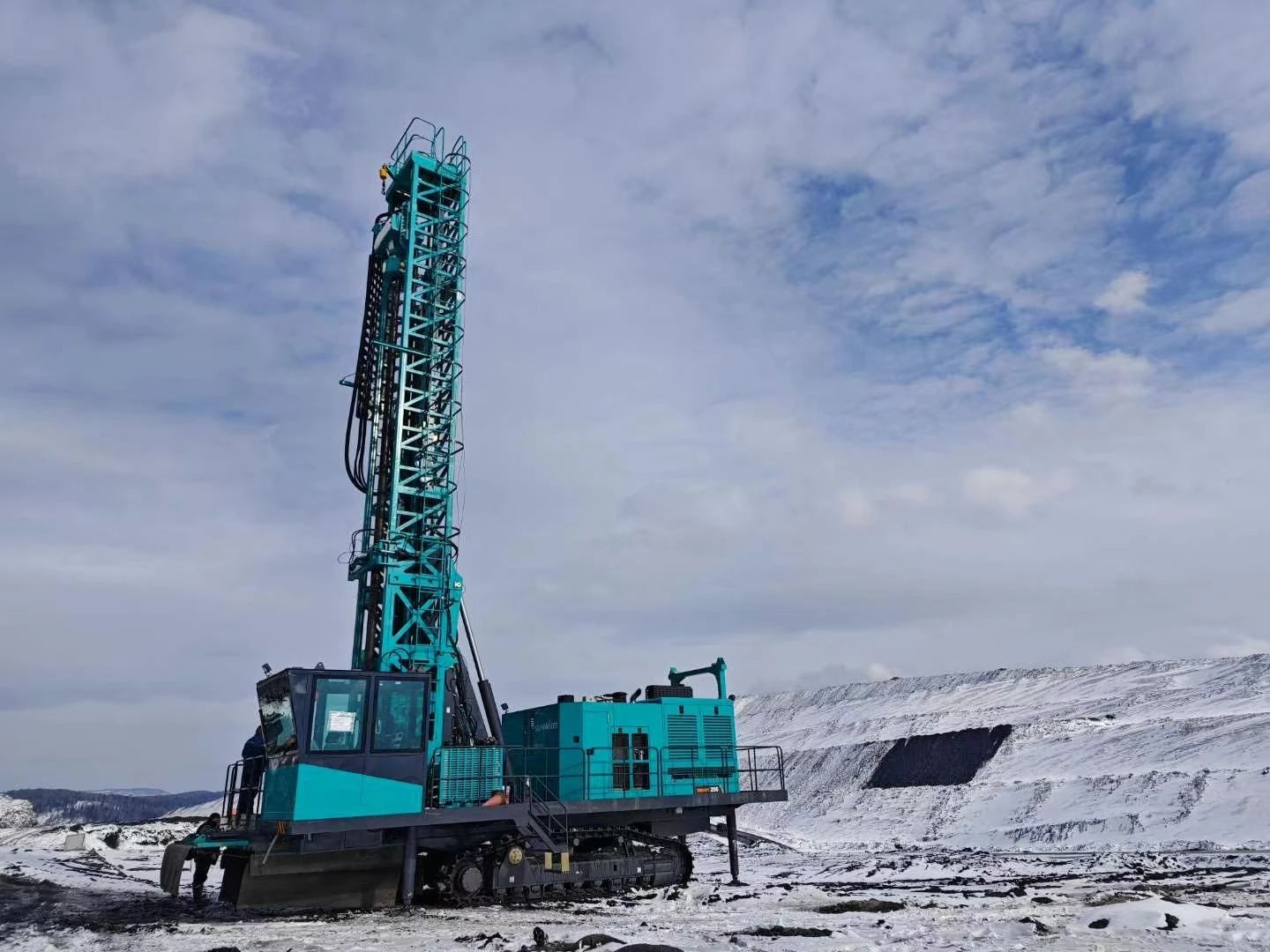 月钻进42888米，米兰网址智能牙轮钻机施工效率再创新高