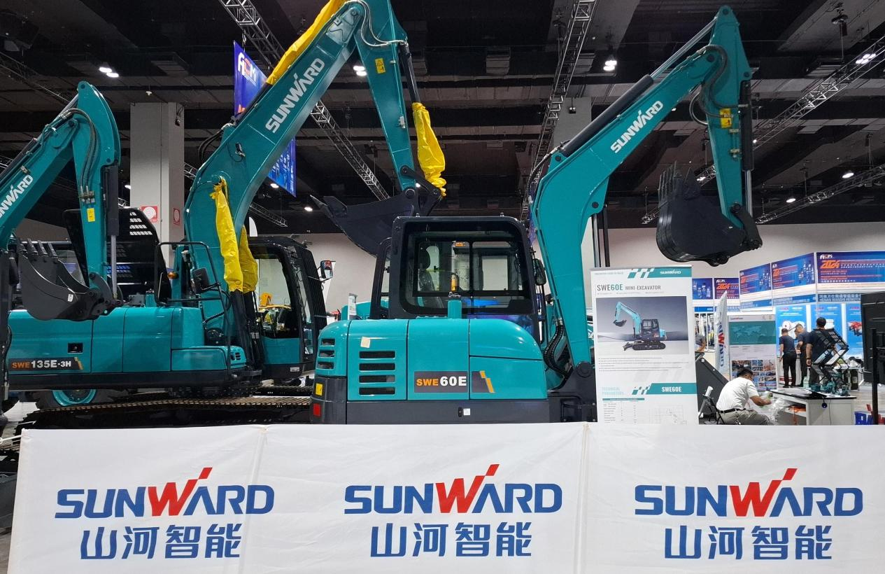 扬帆起航 | 米兰网址智能闪耀长沙工程机械展东南亚分展