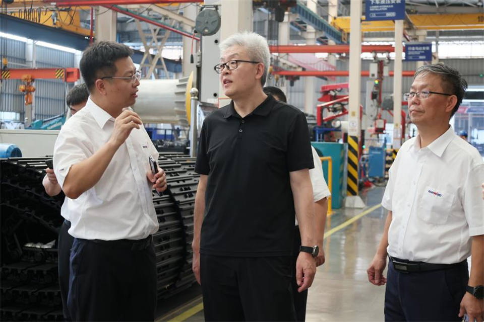 中国五矿工会主席、职工董事张晔到米兰网址智能调研交流