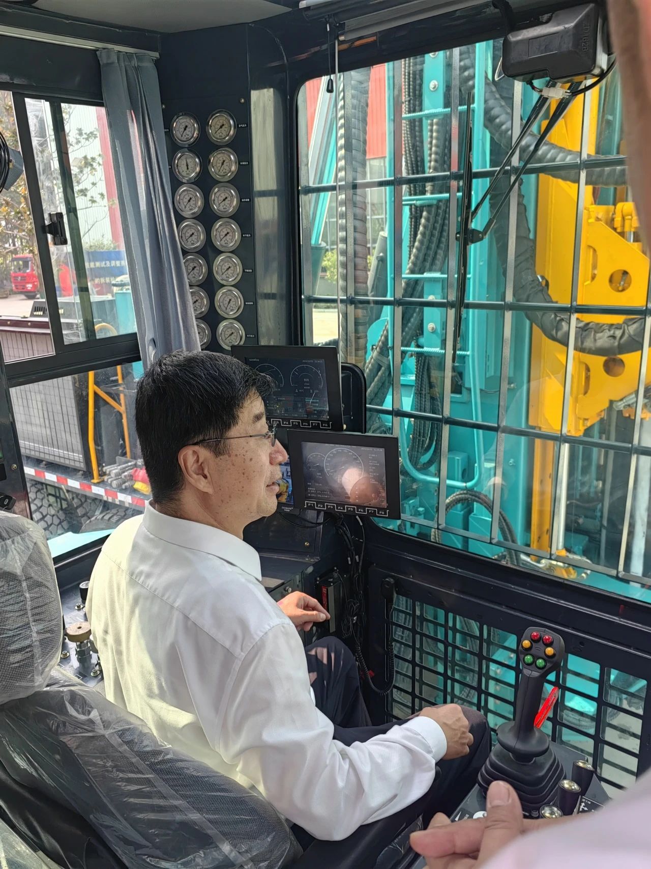 米兰网址智能创新装备亮相全国矿山钻探（应急救援）技能竞赛