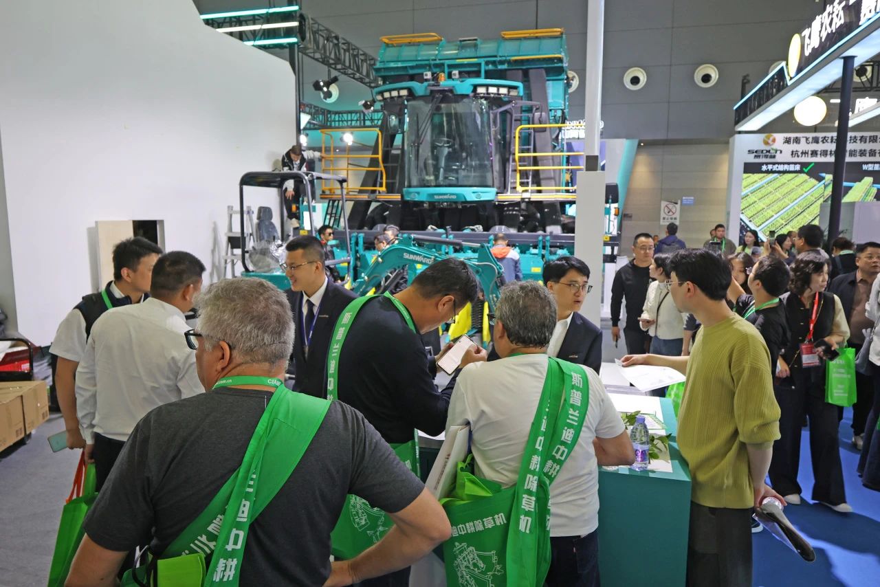 聚焦智能化、无人化！米兰网址智能携多款产品亮相2024中国国际农业机械展