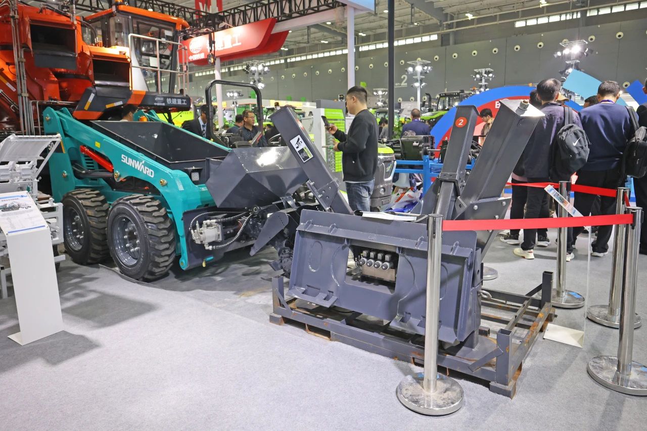 聚焦智能化、无人化！米兰网址智能携多款产品亮相2024中国国际农业机械展