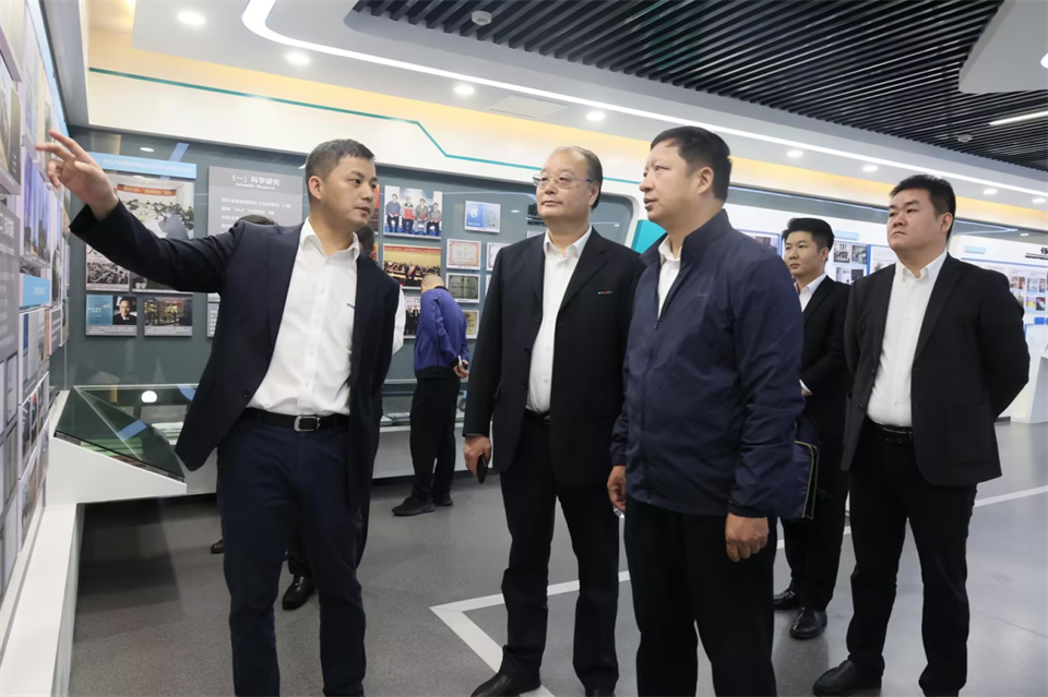 同船出海，共赢未来！中铁九局副总经理刘峻峰一行到访米兰网址智能