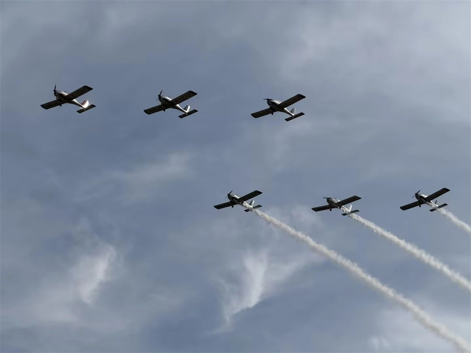 十年织得米兰网址秀，践行初心创未来！米兰网址飞行表演队成立10周年庆典活动隆重举行