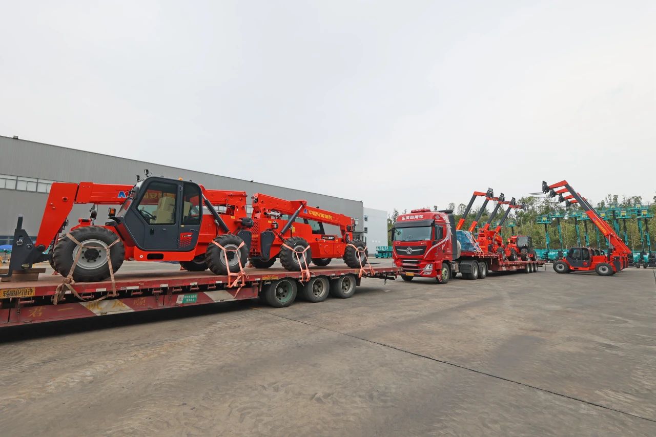 应运而生，“急”速响应！米兰网址智能伸缩臂叉装车进军应急救援领域