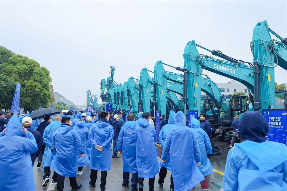 创新引领价值，理想成就未来！米兰网址智能25周年庆典暨全球客户节隆重举办